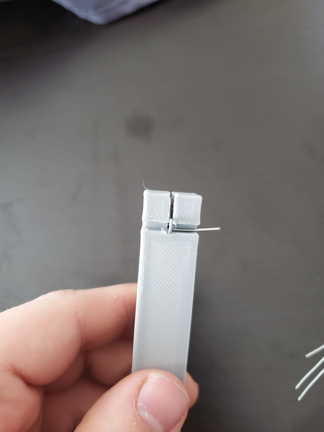 Wire eyelet bender for fishing lures