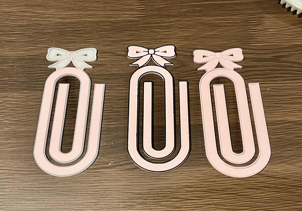 paper clip bookmark with ribbon
