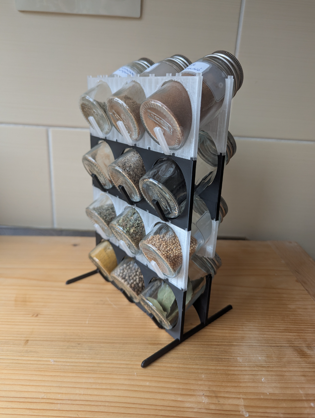 Modular spice rack for IKEA spice jars