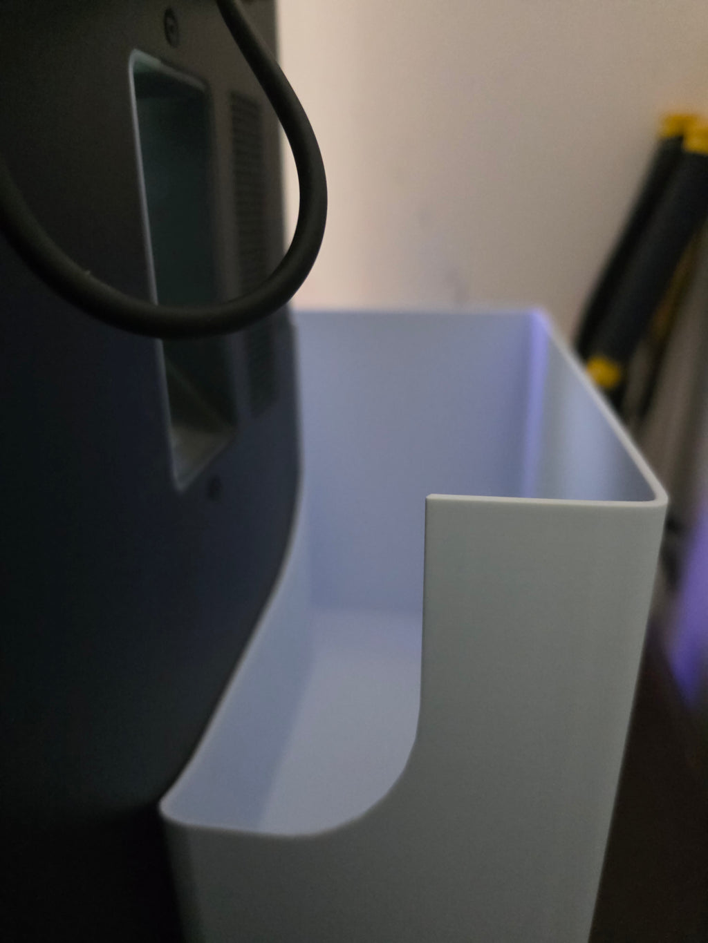P1S poop bin with magnets