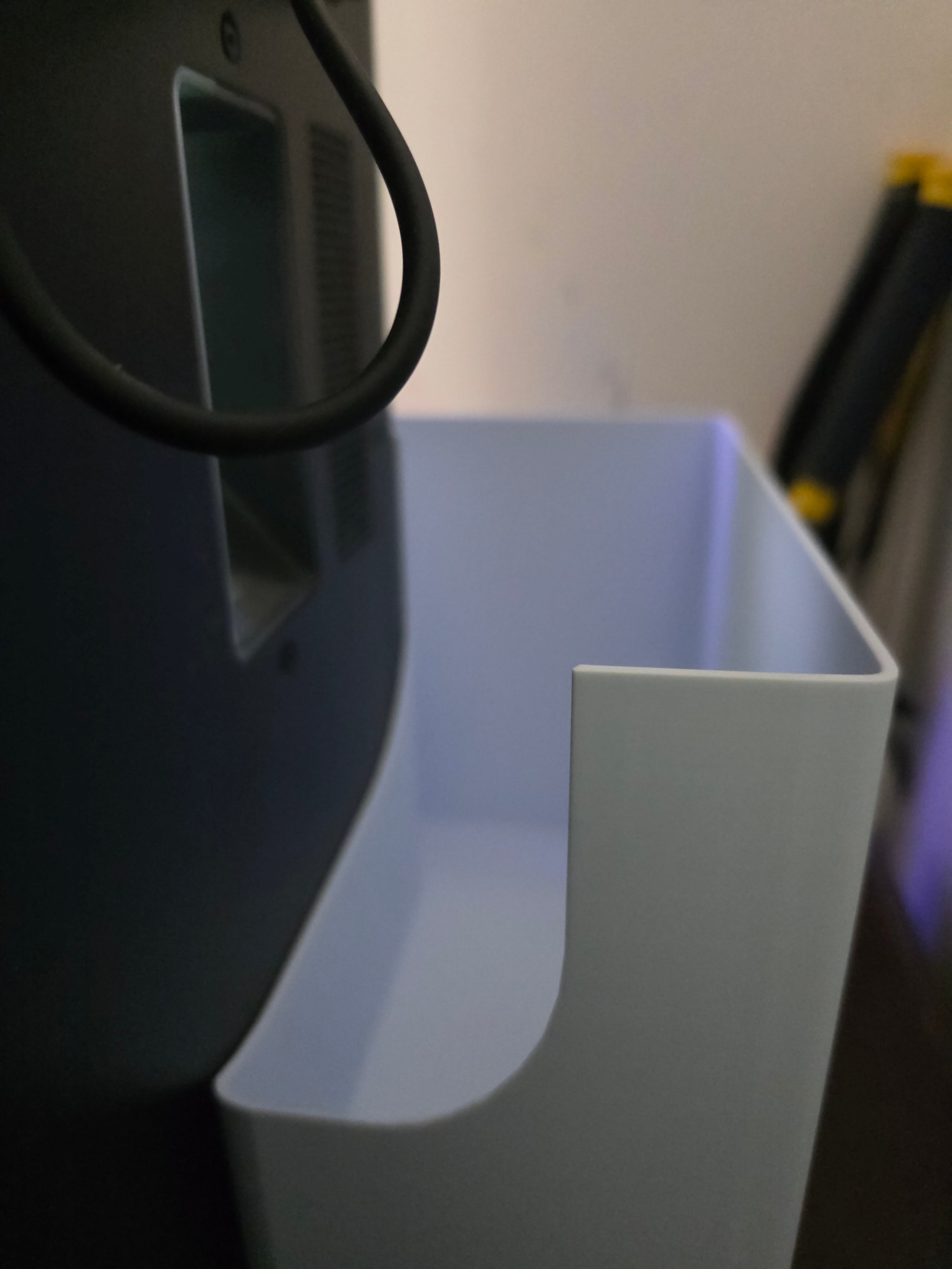 P1S poop bin with magnets