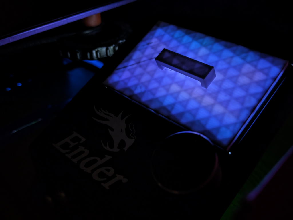 Ender 3 / 3 Pro Screen Cover (No Supports Needed)