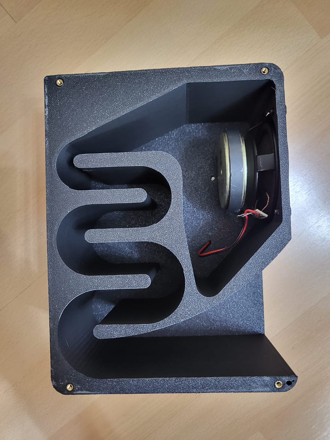 Speaker box for 80mm speaker