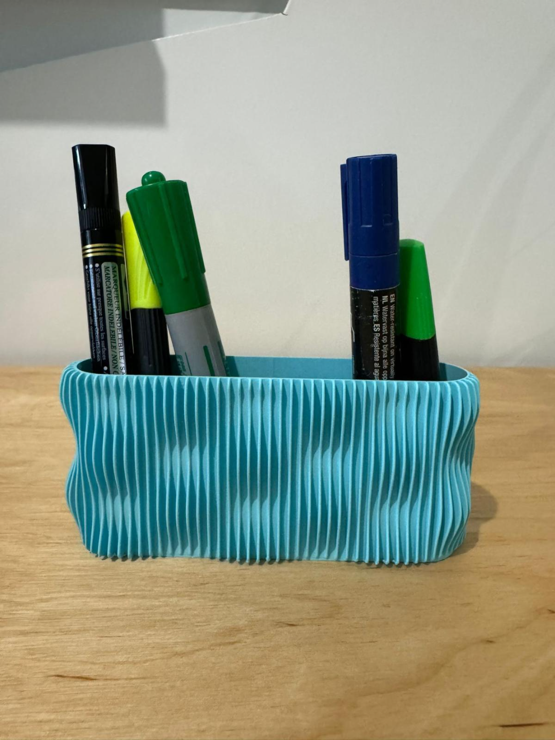 modern ribbed pen cup