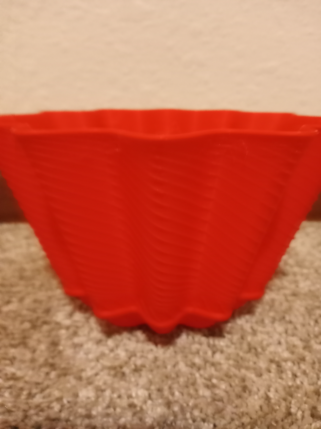 Spiral bowl/vase