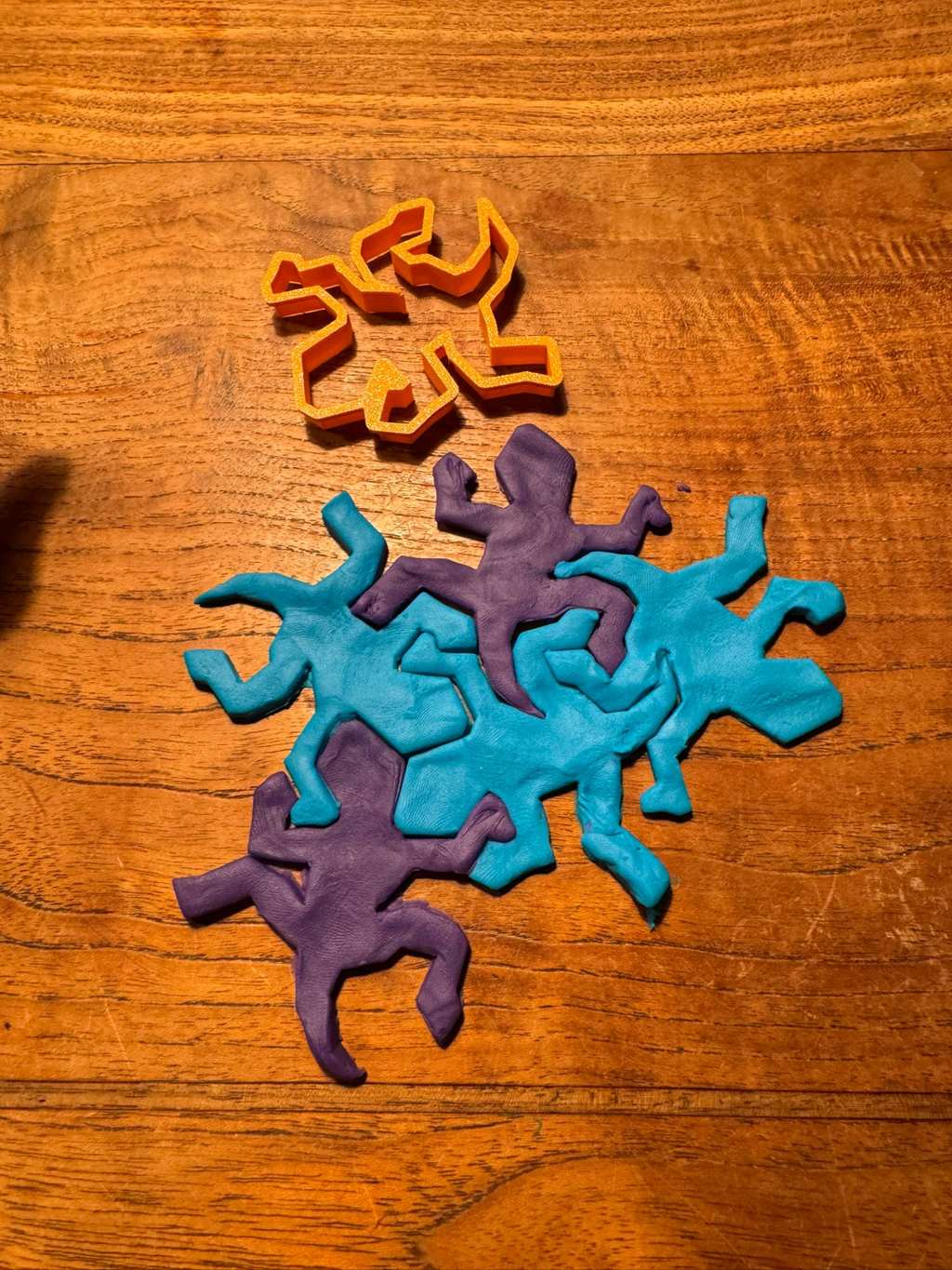 Escher Lizard shape for clay or cookies
