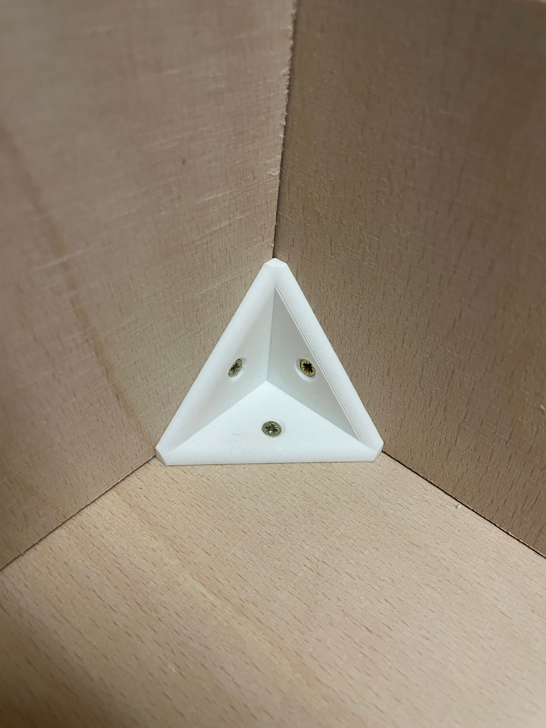 Montage-Ecke 4cmx4cmx4cm