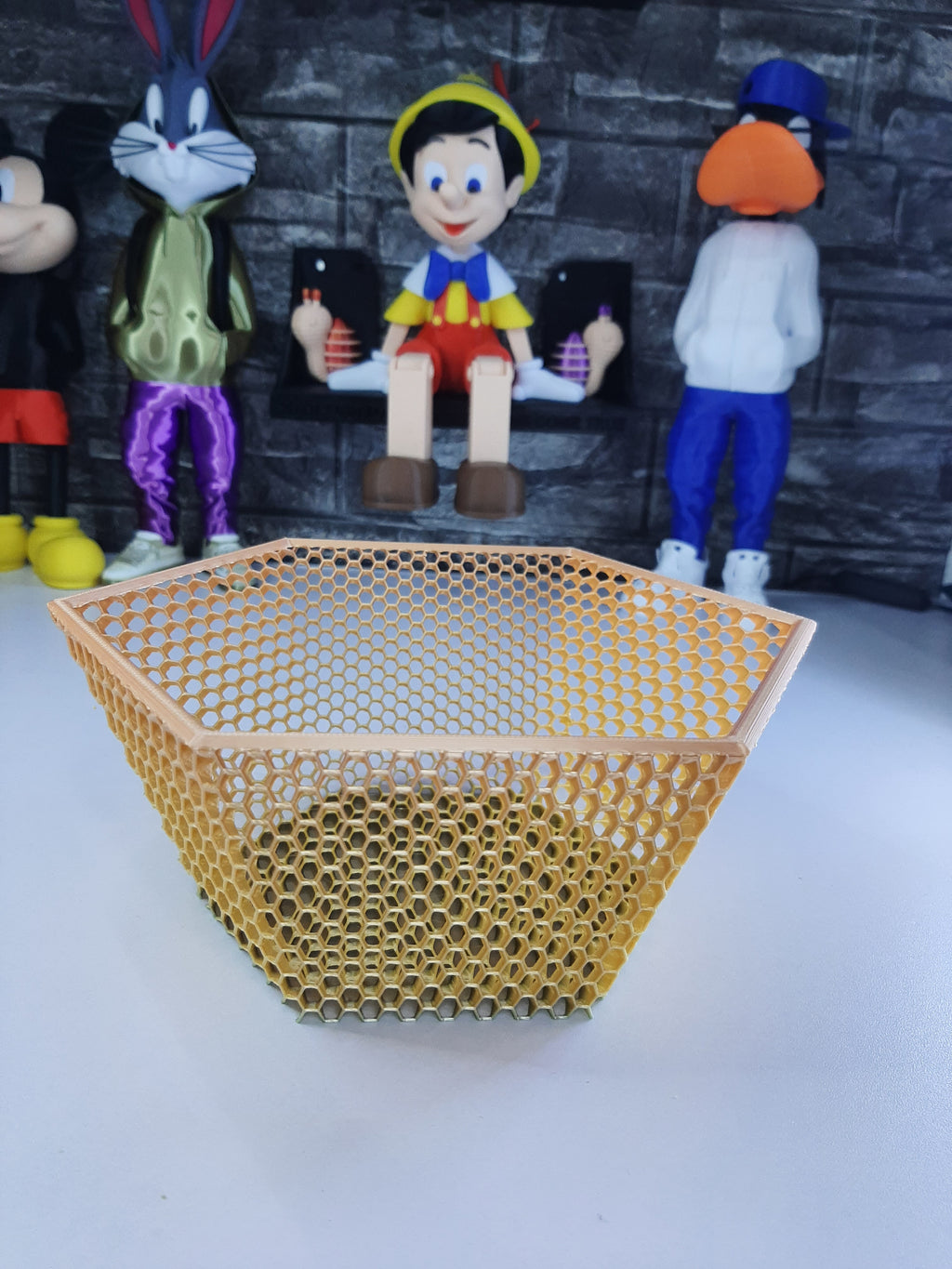 HONEYCOMB HEXAGON BOWL