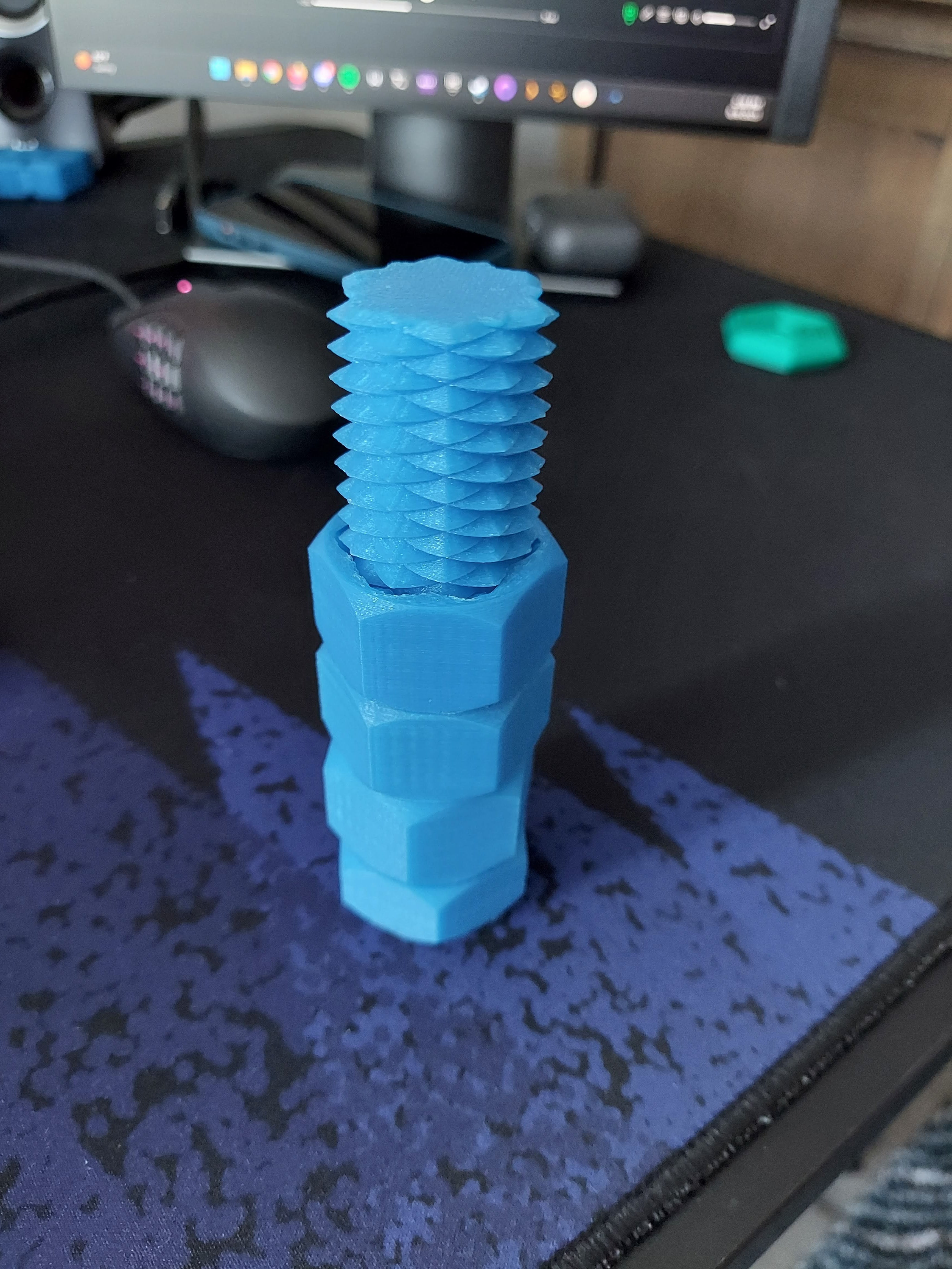 Two way screw with dual threaded nut, various sizes