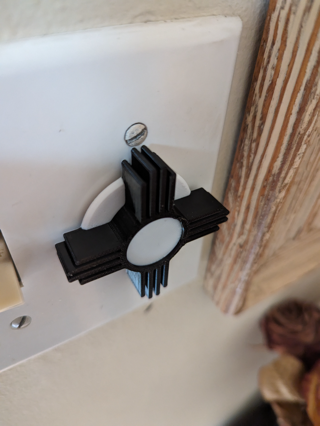 New Mexico Zia symbol dimmer switch/knob