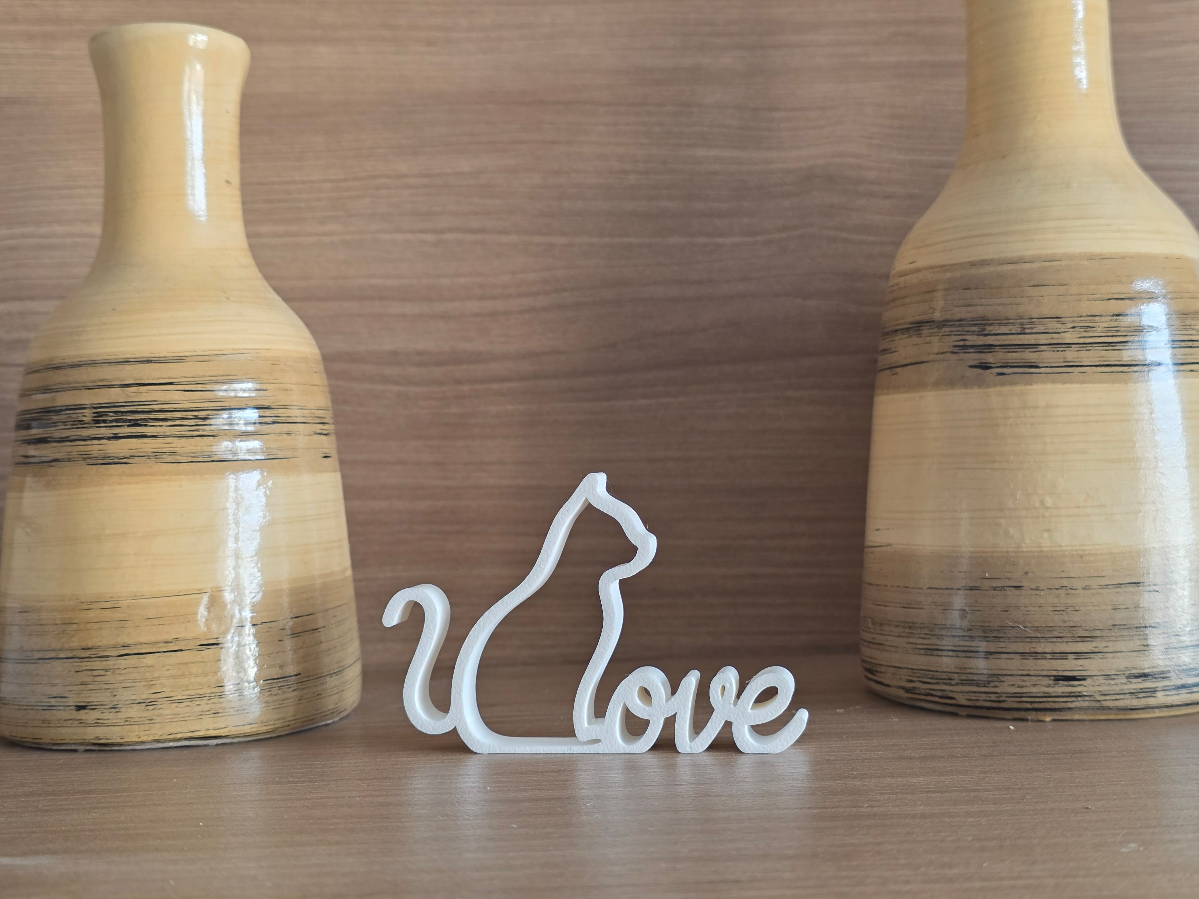 Love Cat – Minimalist Decorative