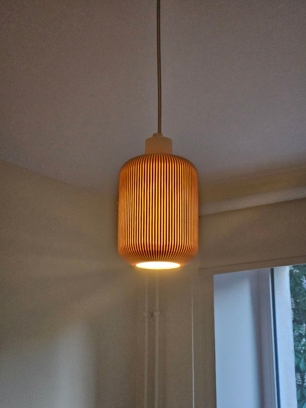 Stylish square ribbed lamp