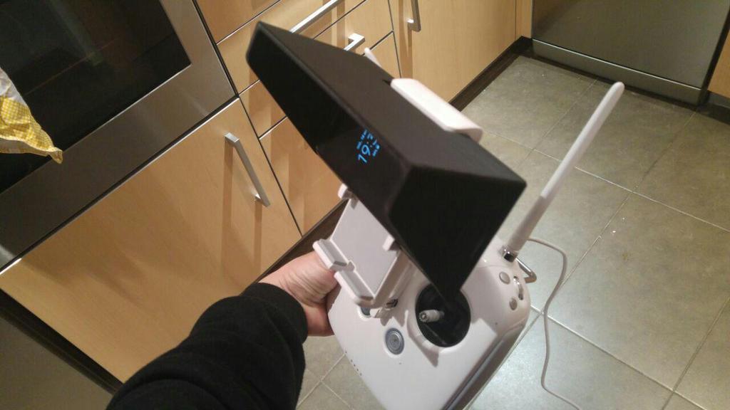 Galaxy S7 Edge Hood Shade for DJI Phantom 3