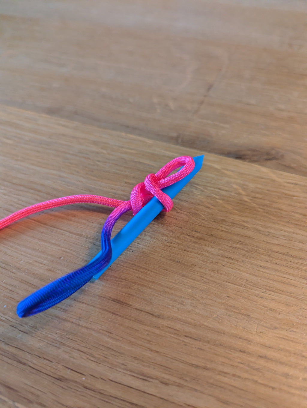 Paracord Needle for 550 / 4mm Paracord
