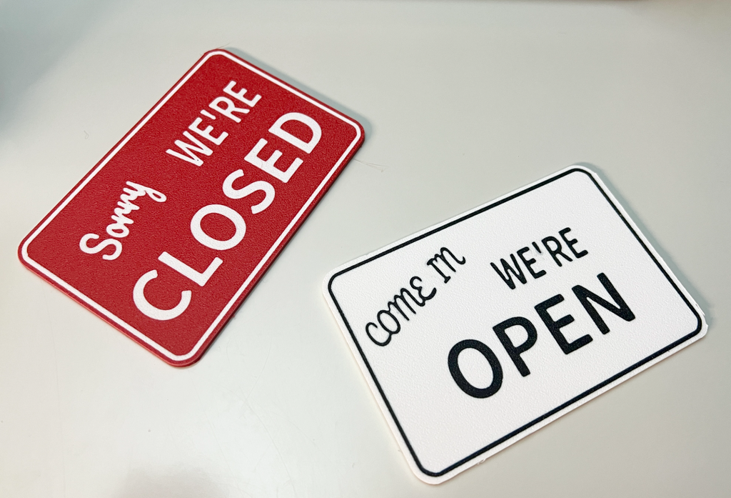 Shop Sign - We are opened / closed with holder