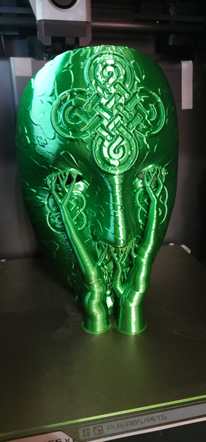 Celtic Clover Mask