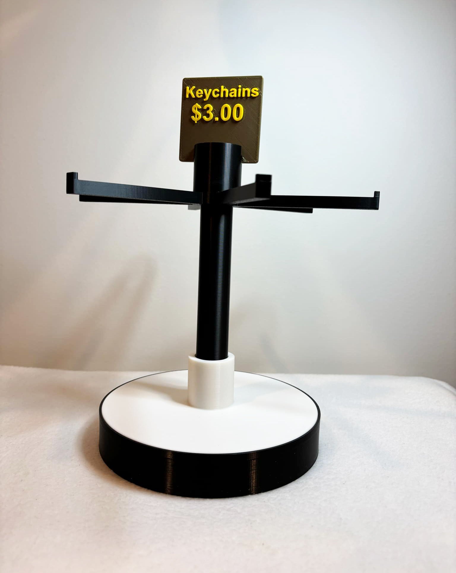 Spinning keychain display stand customizable V2!