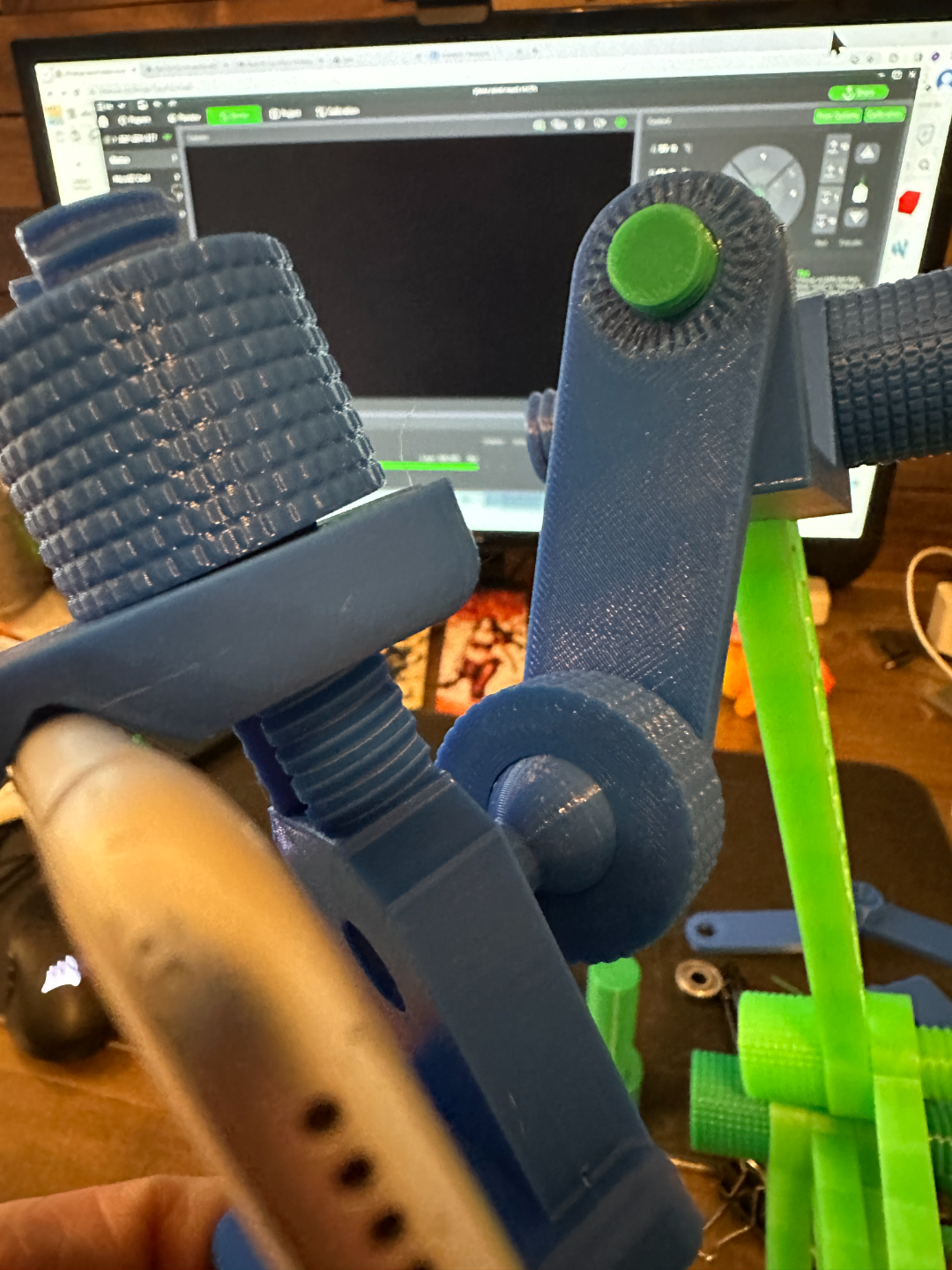 Swivel Phone Mount V2.1