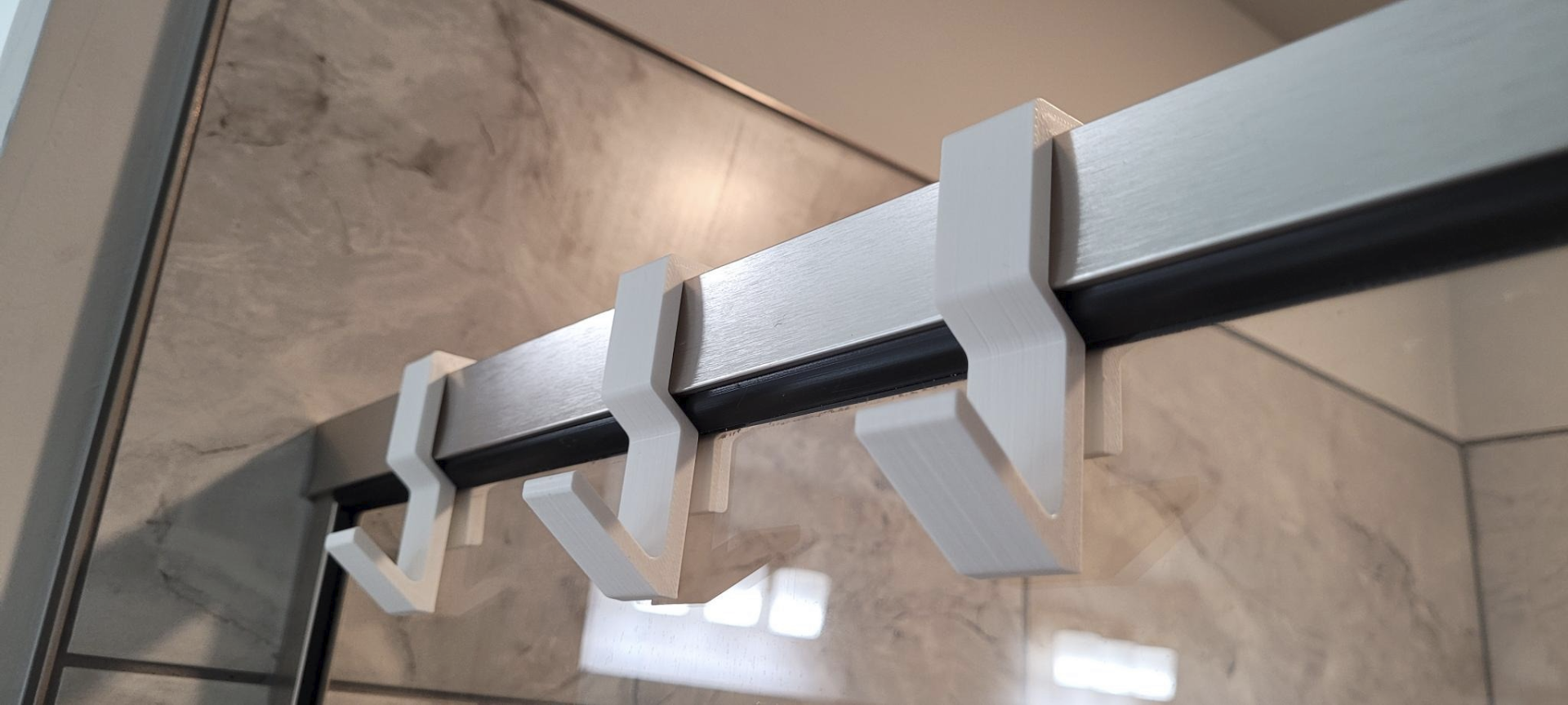 Simple Towel Holder for shower