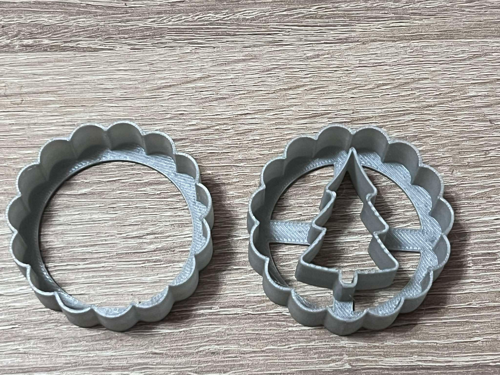 Linzer Christmas Tree Cookie Cutter