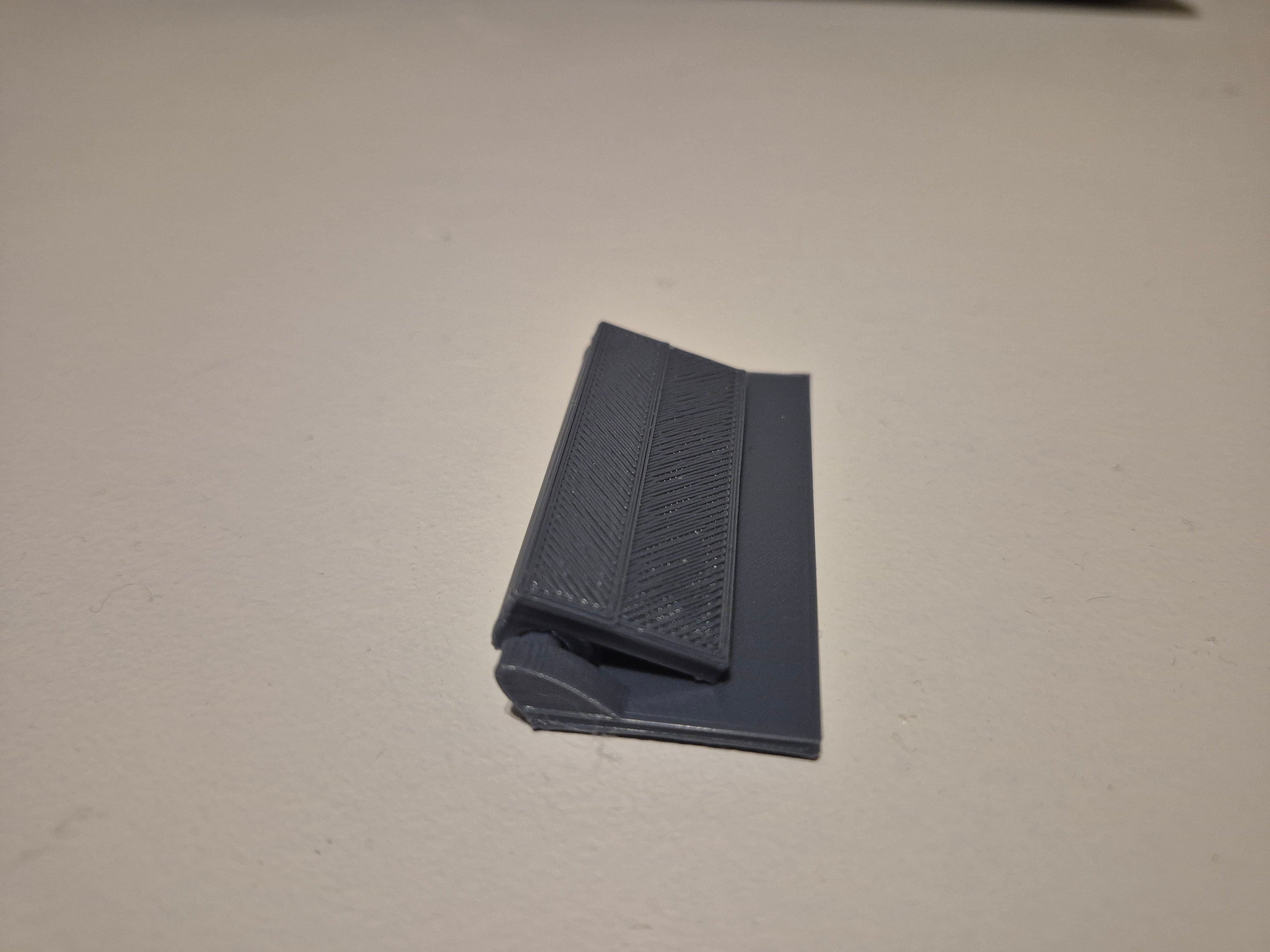 Compact Print-in-Place Hinge