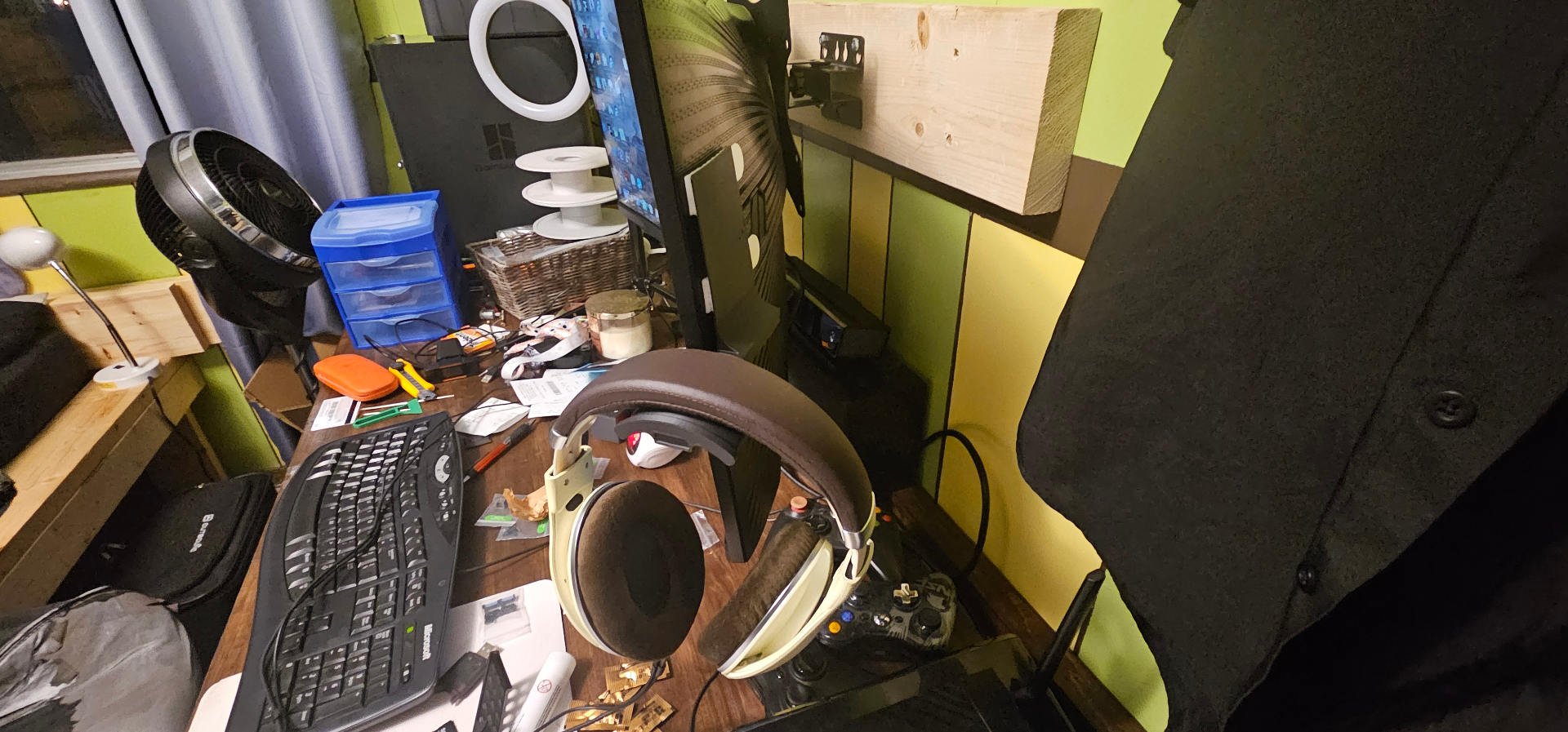 Monitor Mounted Headphone Holder