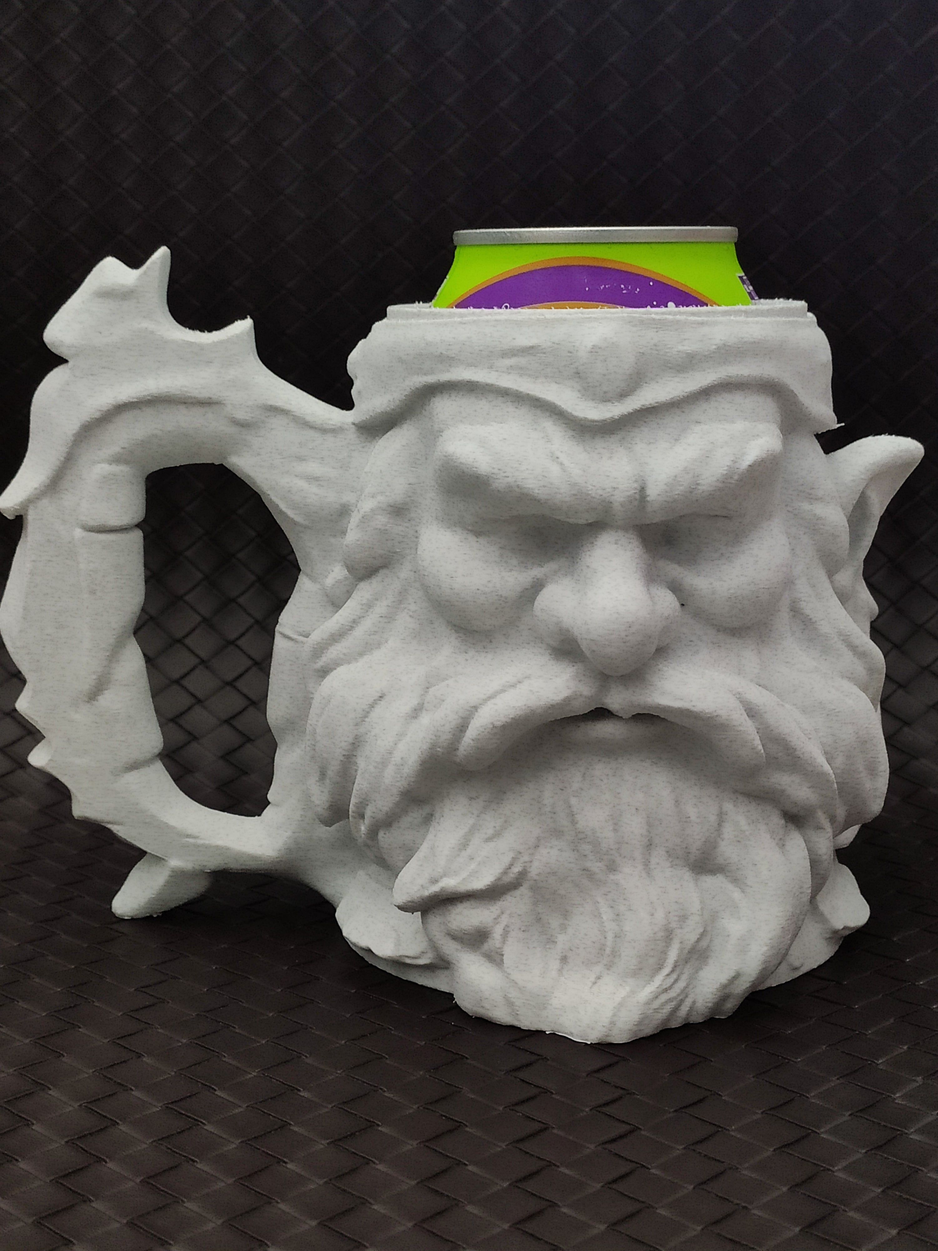 Battle Dwarf - Can Holder (0.5L + 12oz Cans)