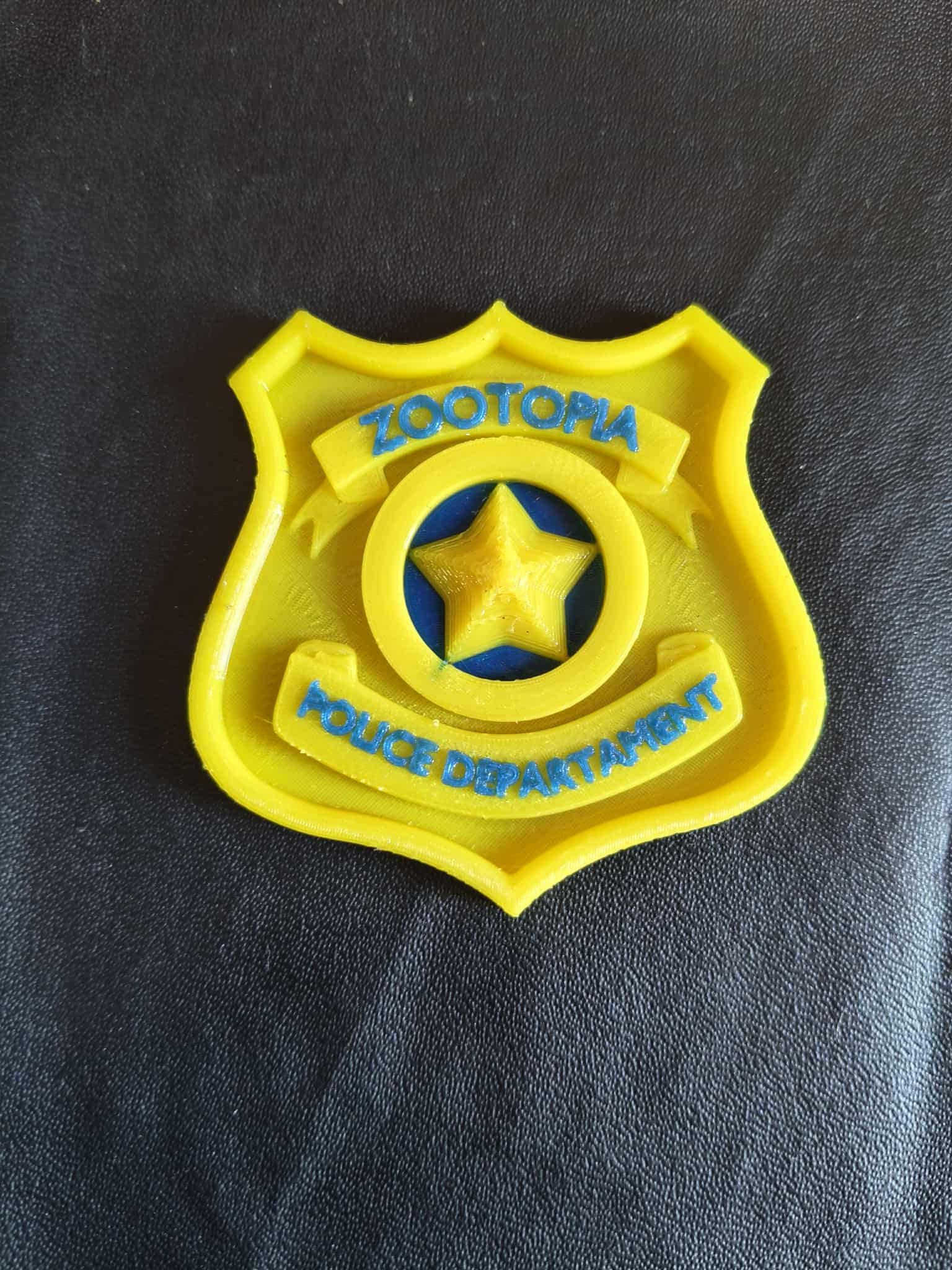 INSIGNIA POLICIA ZOOTOPIA