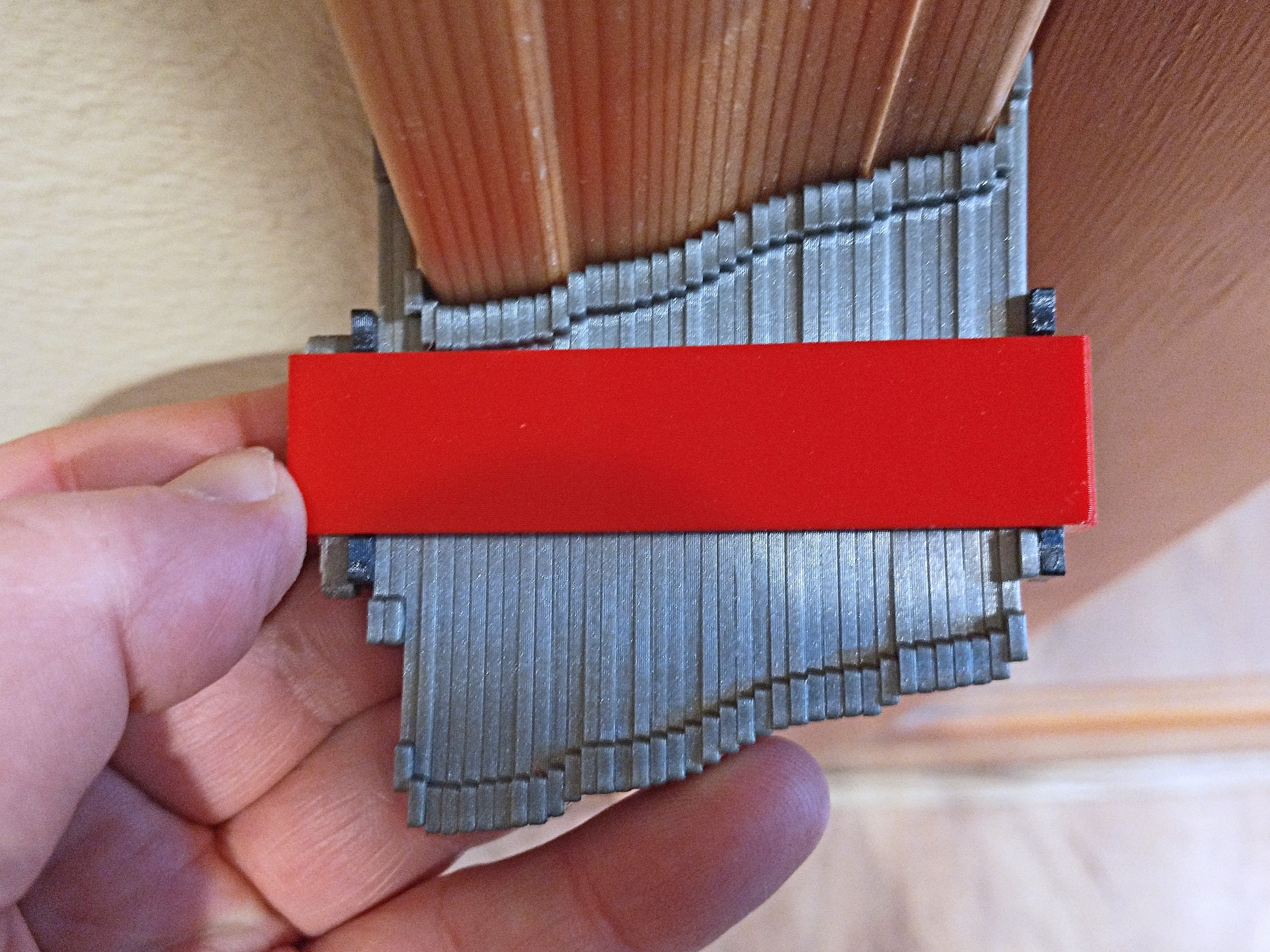 Pocket Profile Gauge with Slide Lock