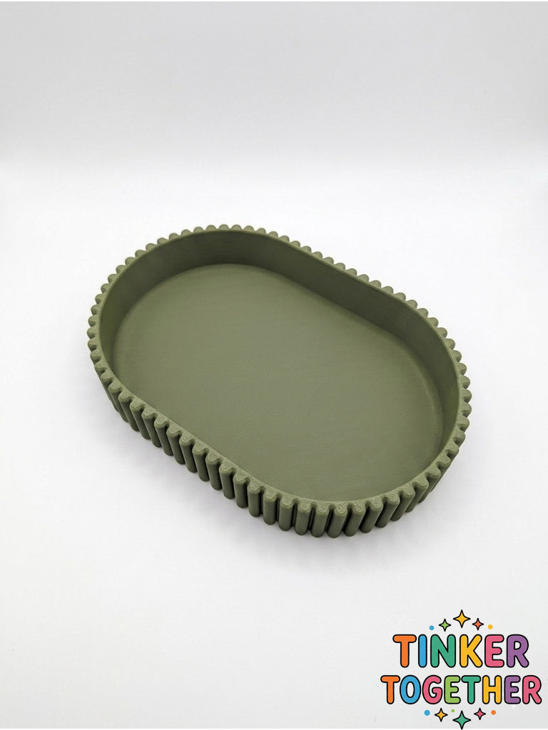 Ribbed tray