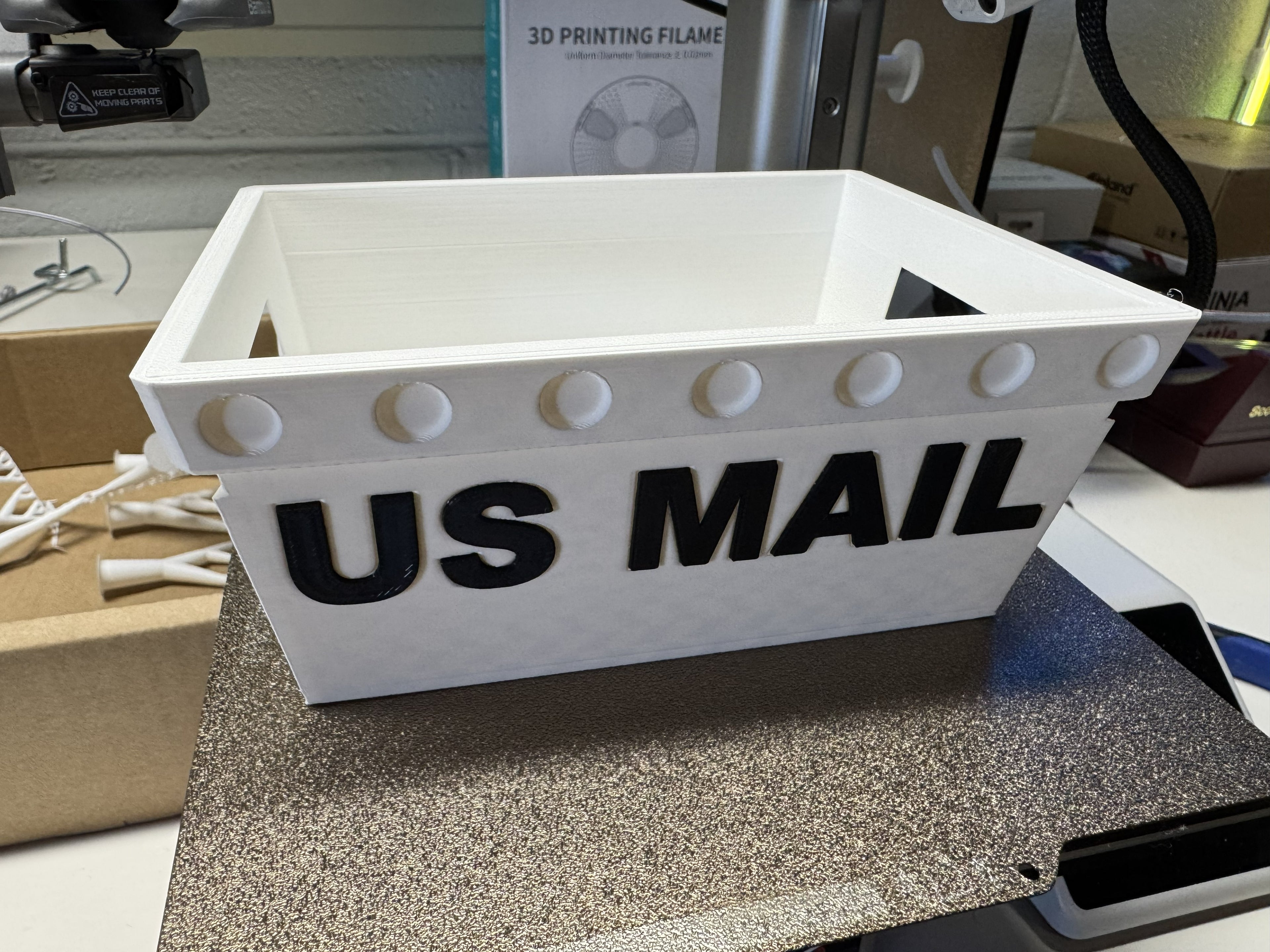 Mini US Mail Tote: Desktop Gift Box & Organizer