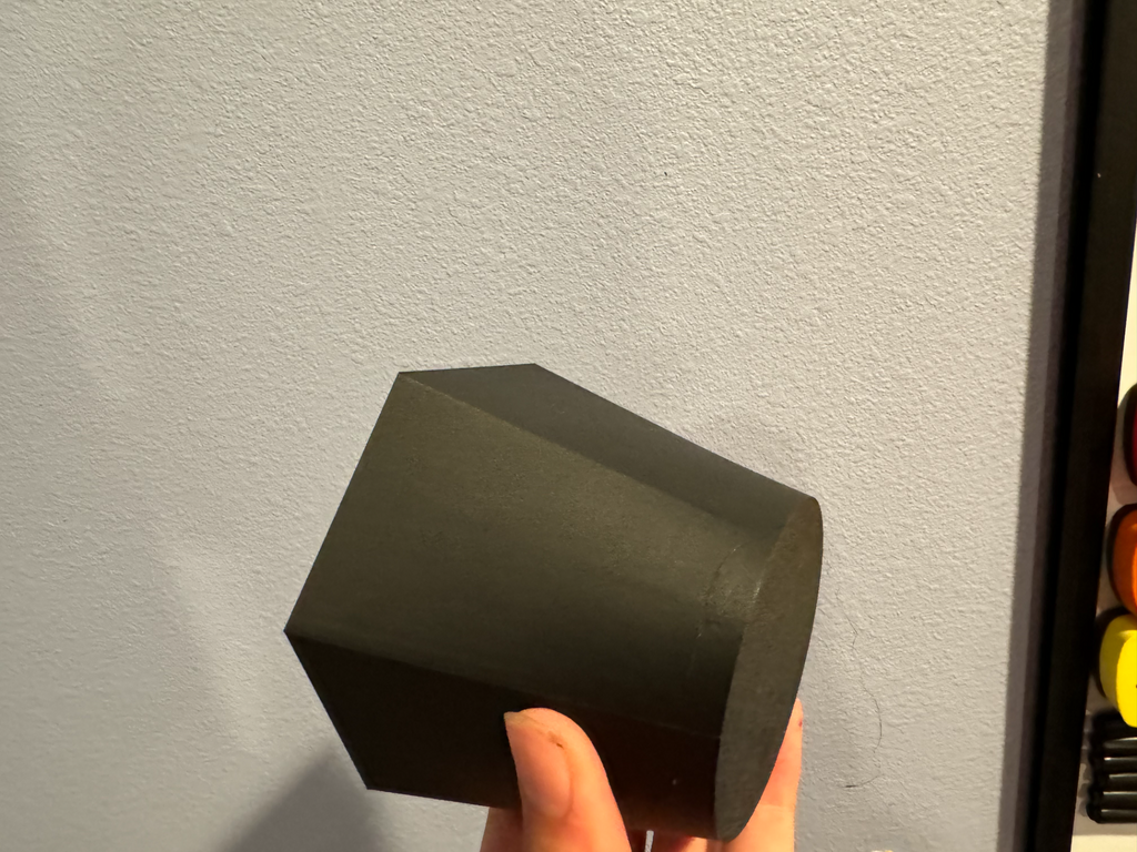 Circle-to-Hexagon Plant pot