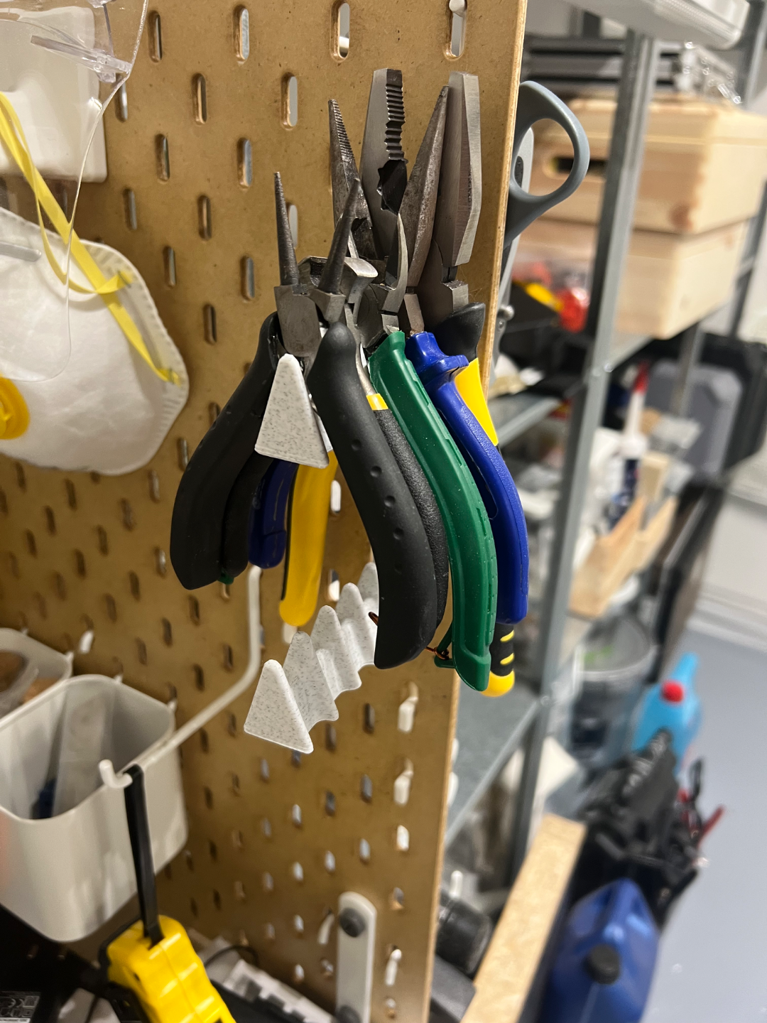 Ikea Skadis Pliers Holder (1 to 6 slots) v1.0