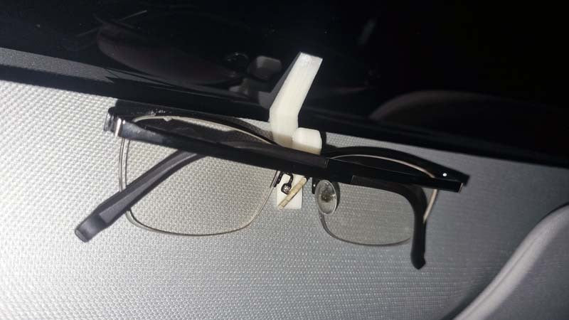 Tesla Model 3 (2022) Sunglasses Holder