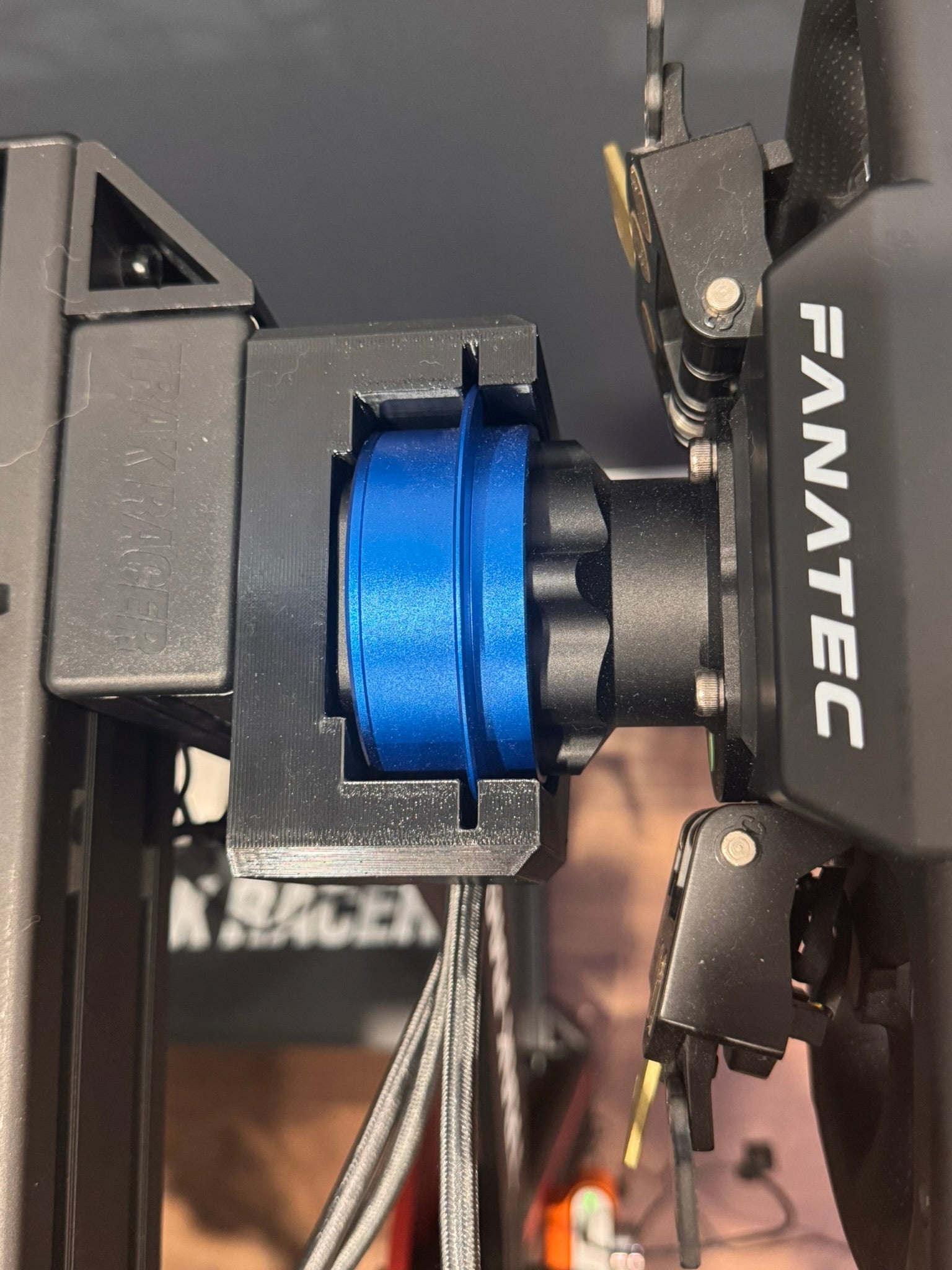 Fanatec QR2 PRO Wheel Holder - Vertical Holes