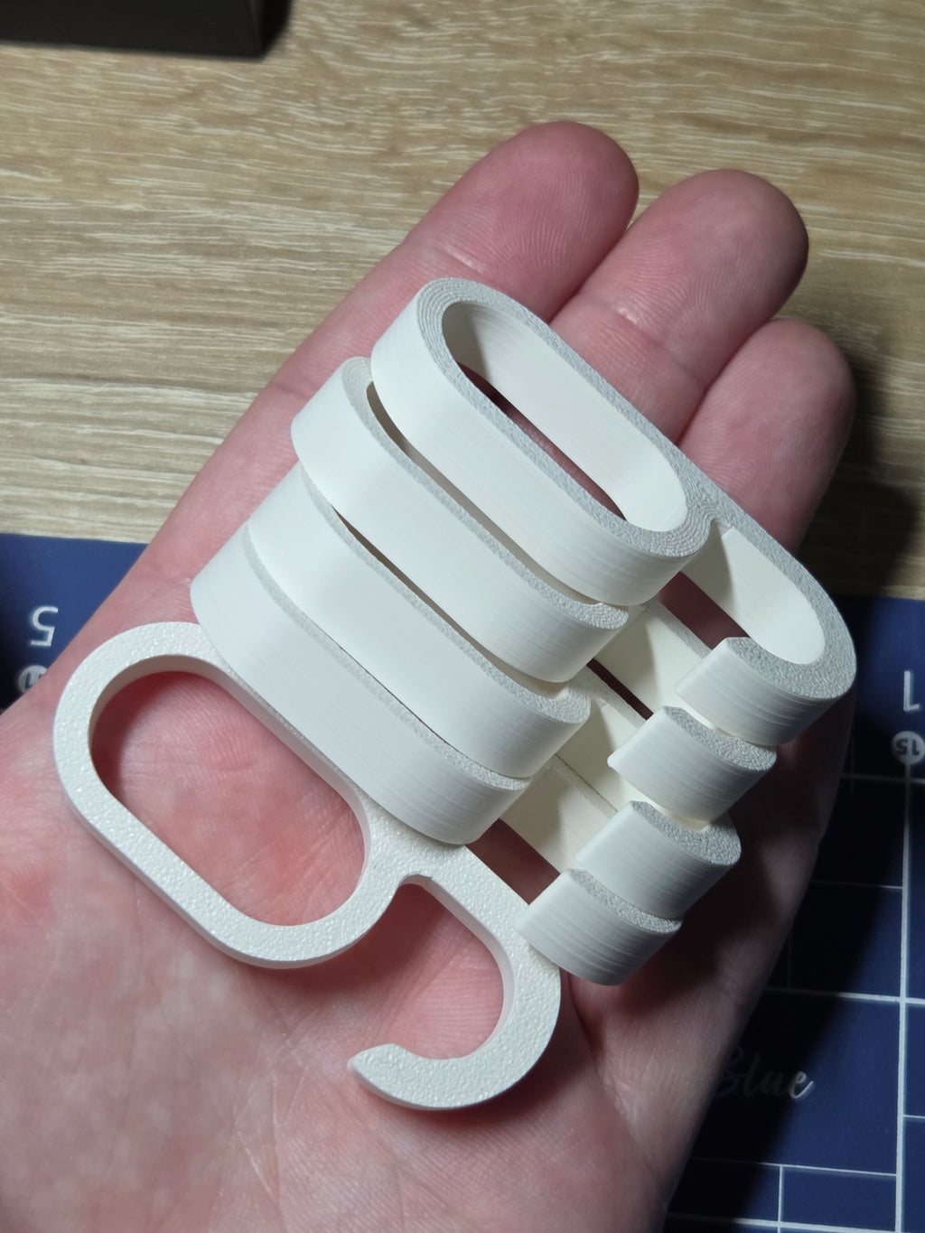 Wardrobe rod Hook