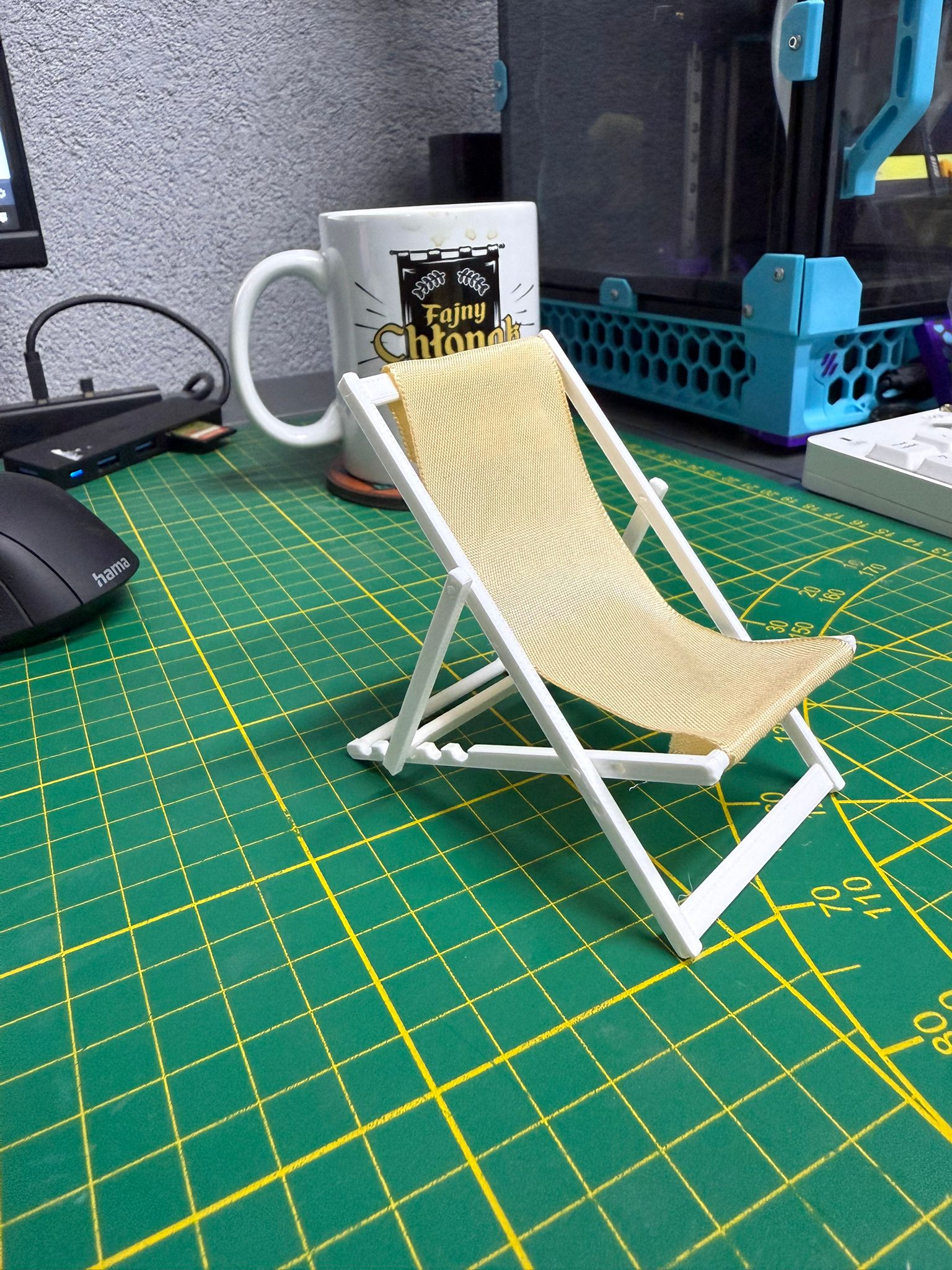 Miniature Deck Chair (1:10 Scale)