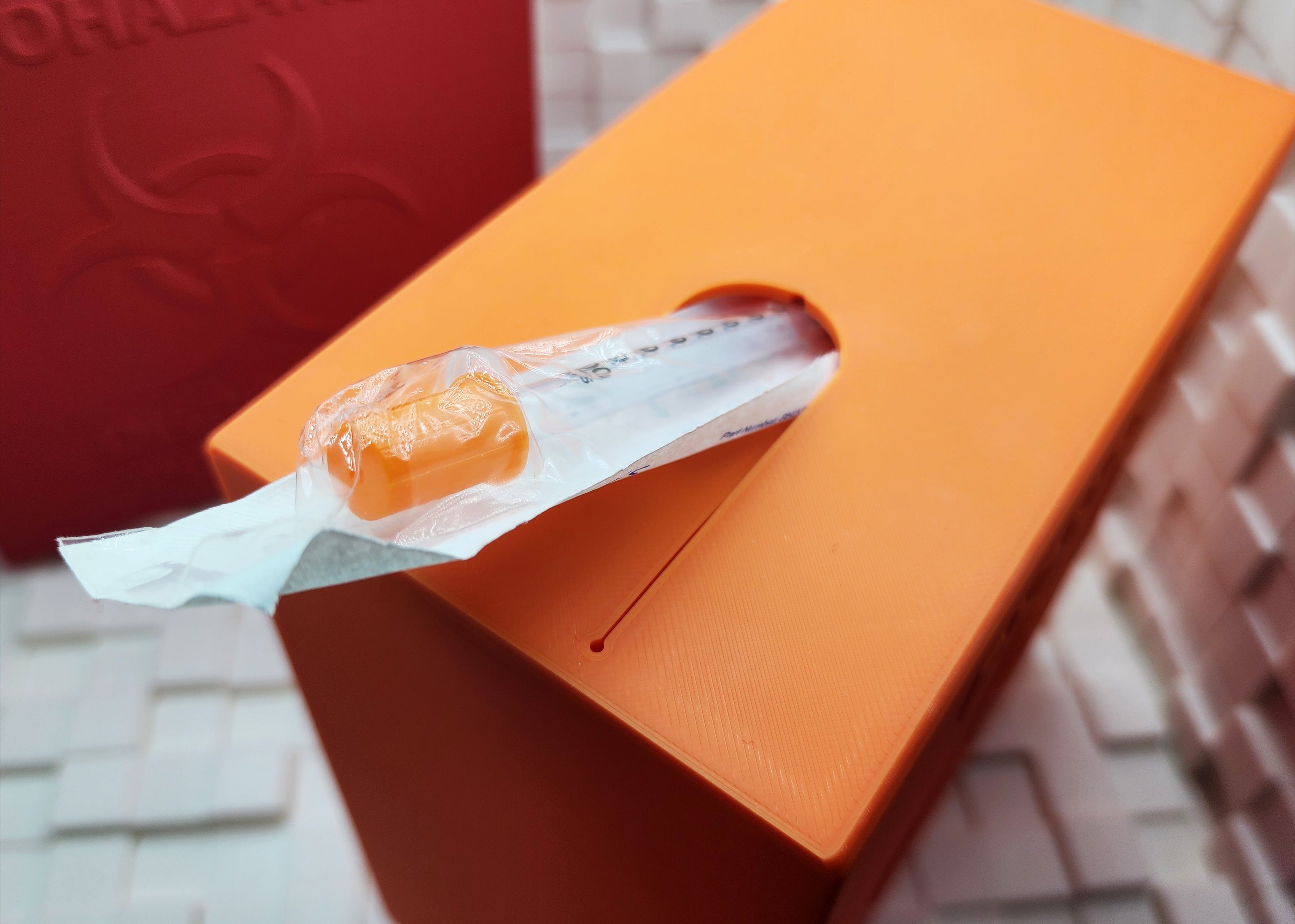 Sealed Syringe Disposal Box - Print in Place