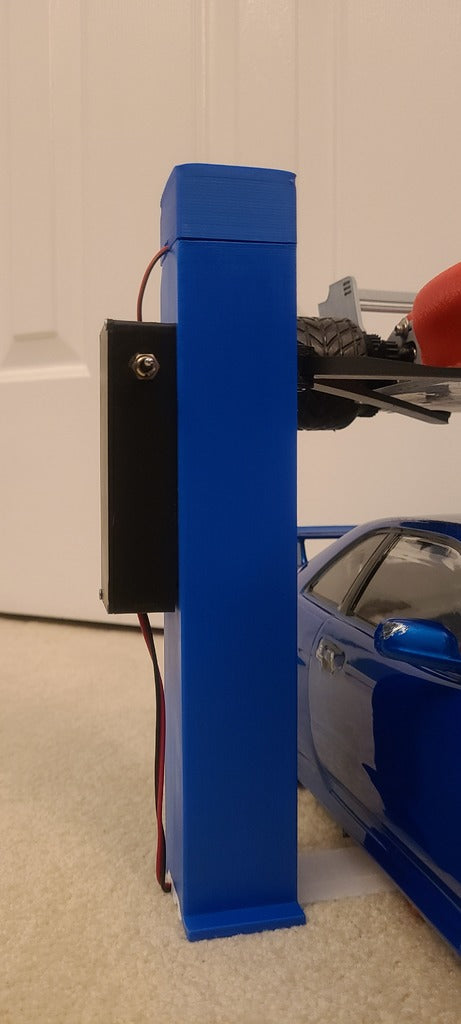 Motorized 2 Post Lift for 1/10 RC Cars