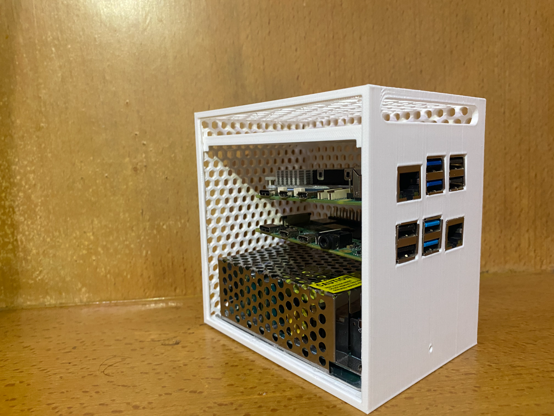 Raspberrypi 4B 5 外壳方案
