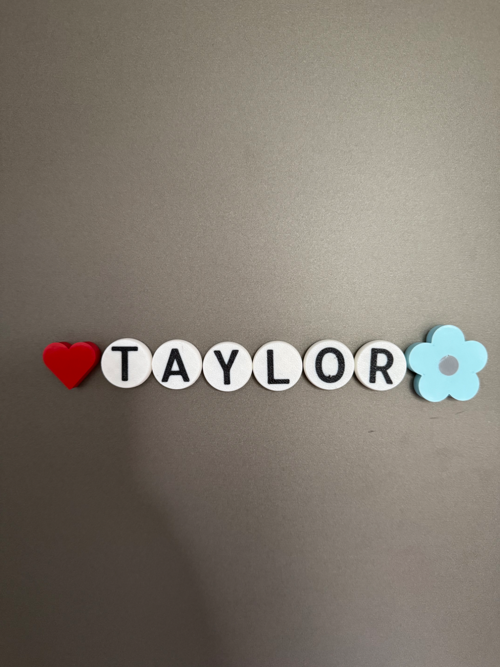 Friendship bracelet magnets