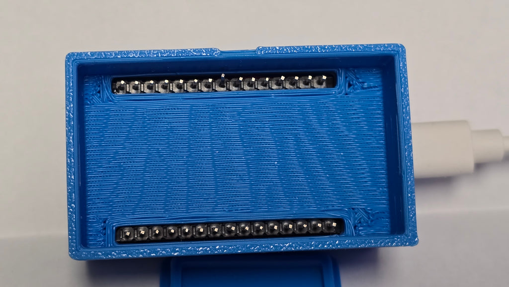 ESP32 + Heatsink case