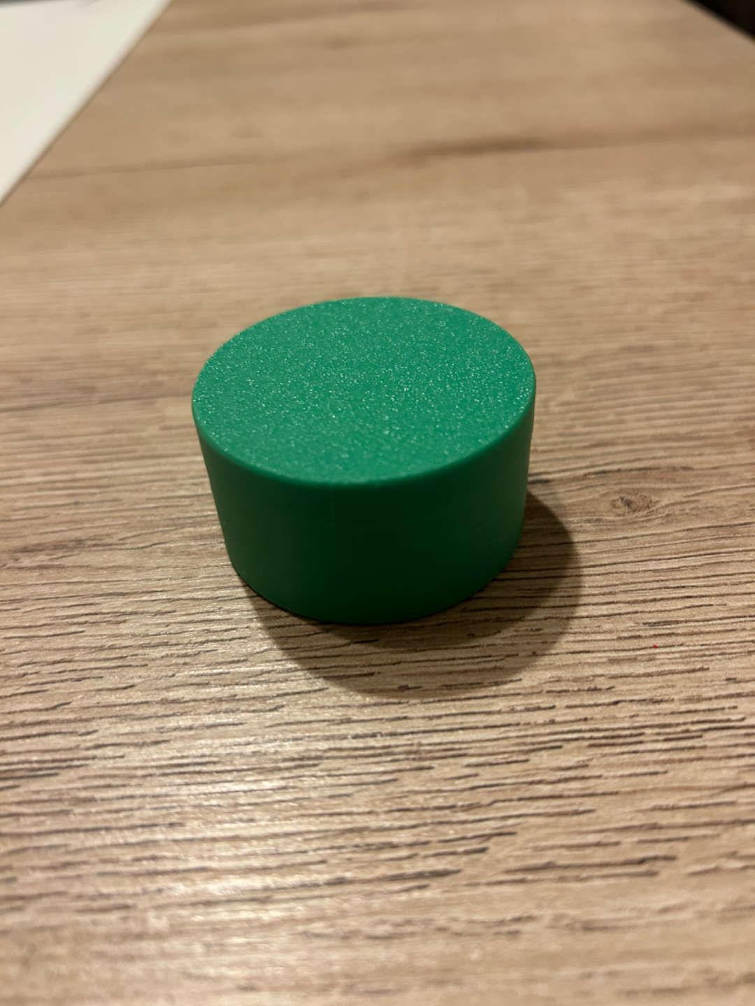 Tiny container