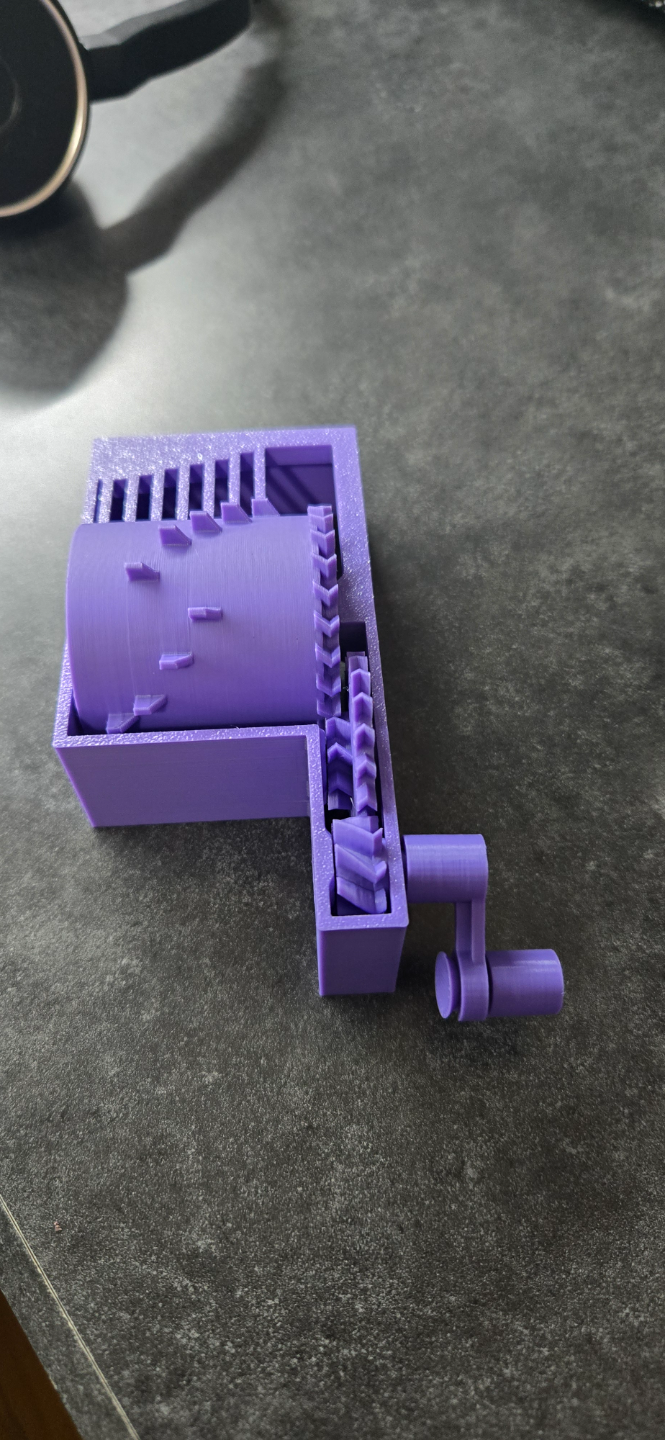 Customizable parametric music box