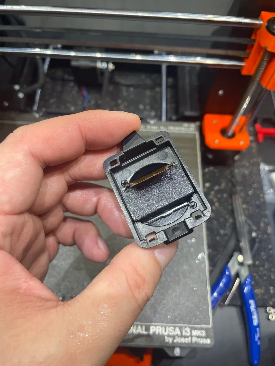 Parts for modifying FLA mirror for retrofitting Lane Assist