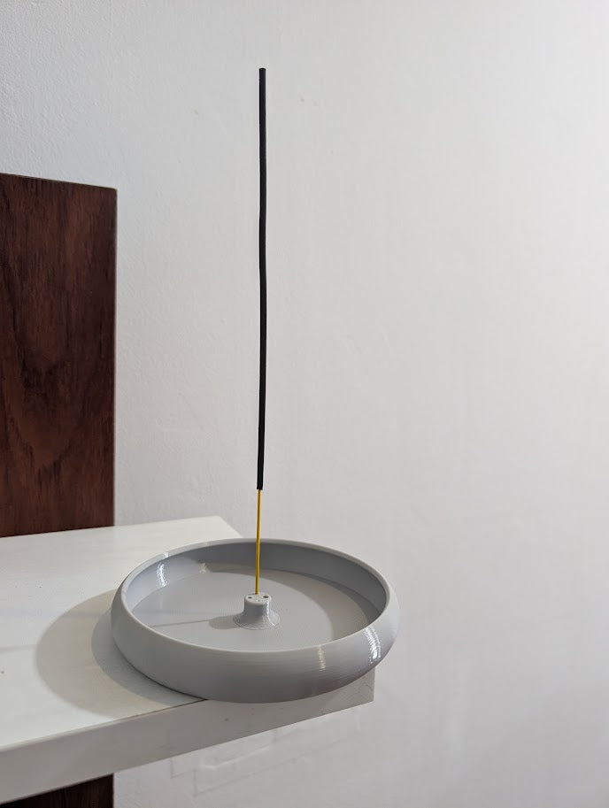SIMPLE ROUND INCIENSE HOLDER