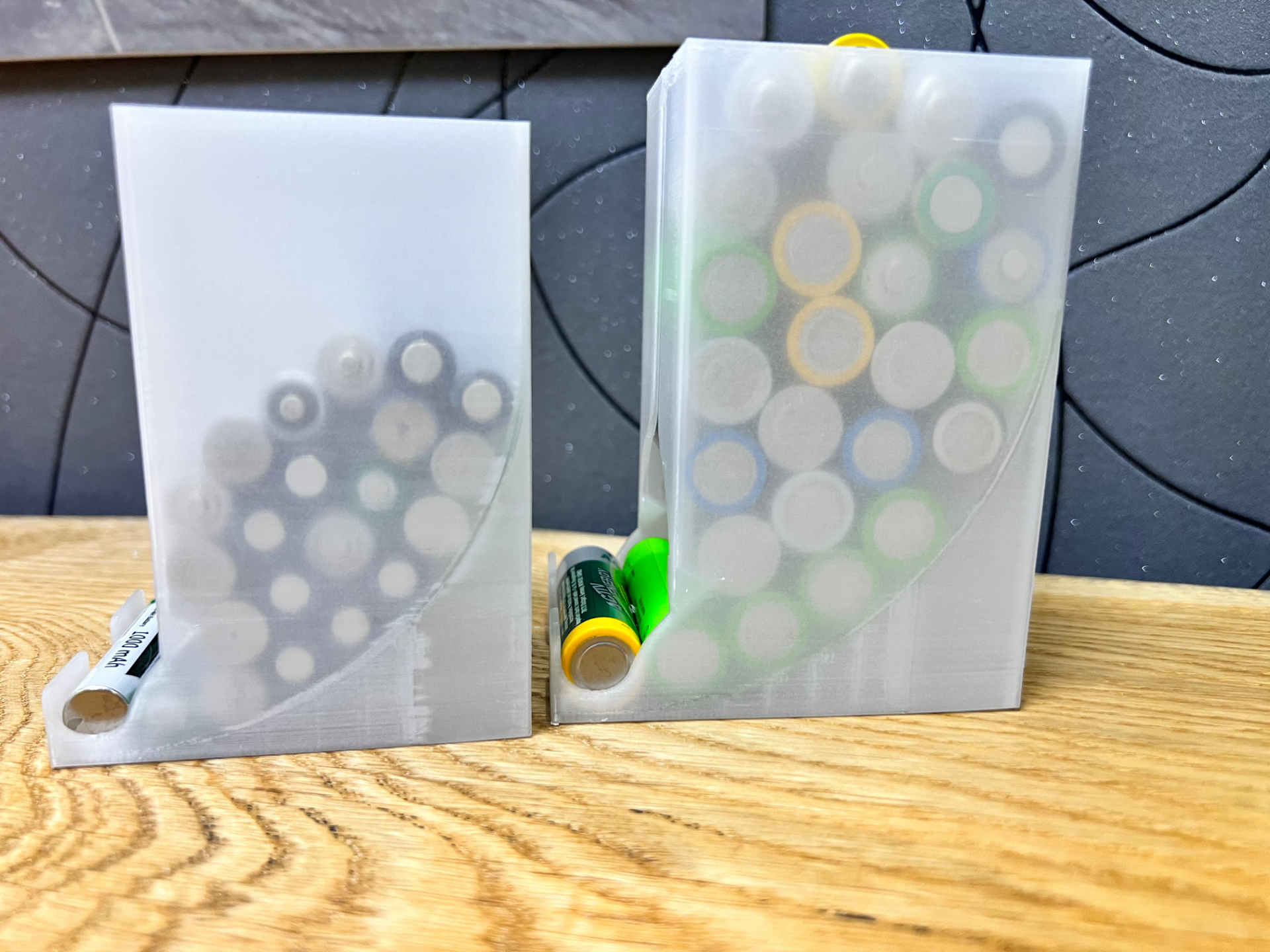 AA battery and AAA battery dispenser