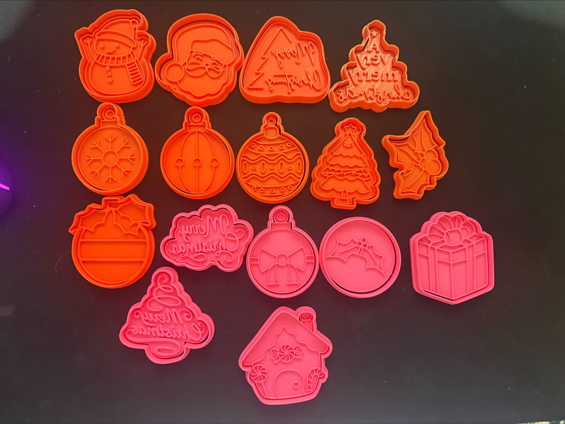 christmas cookie cutters and stamps. set of 16
