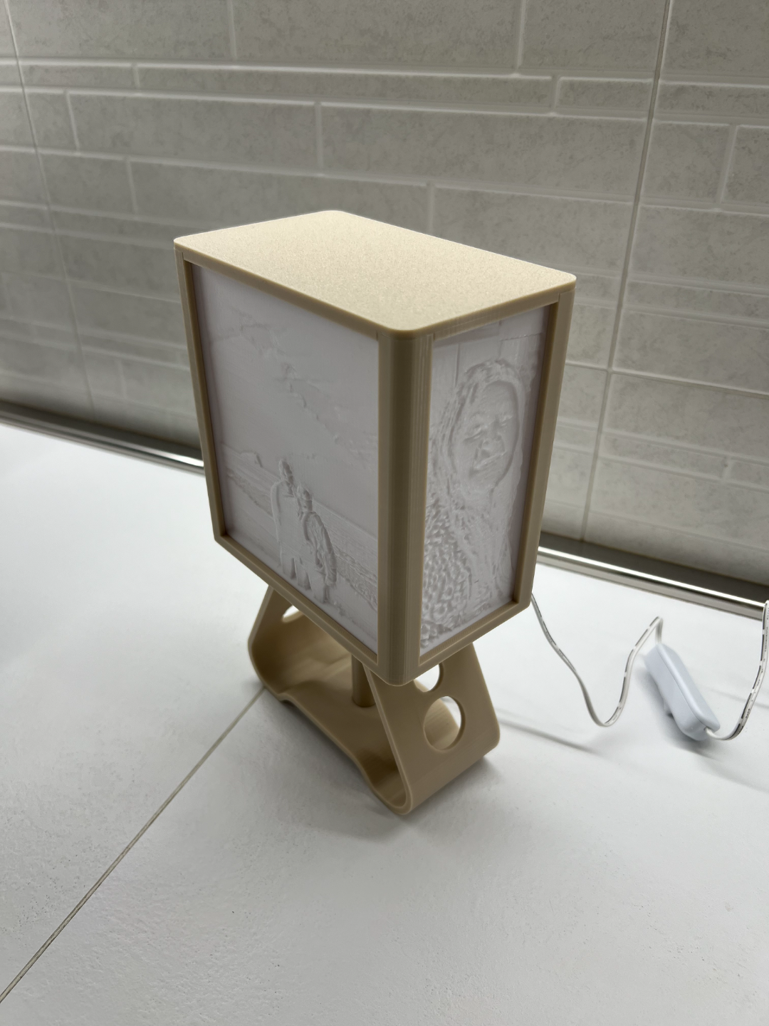 Lithophane lamp