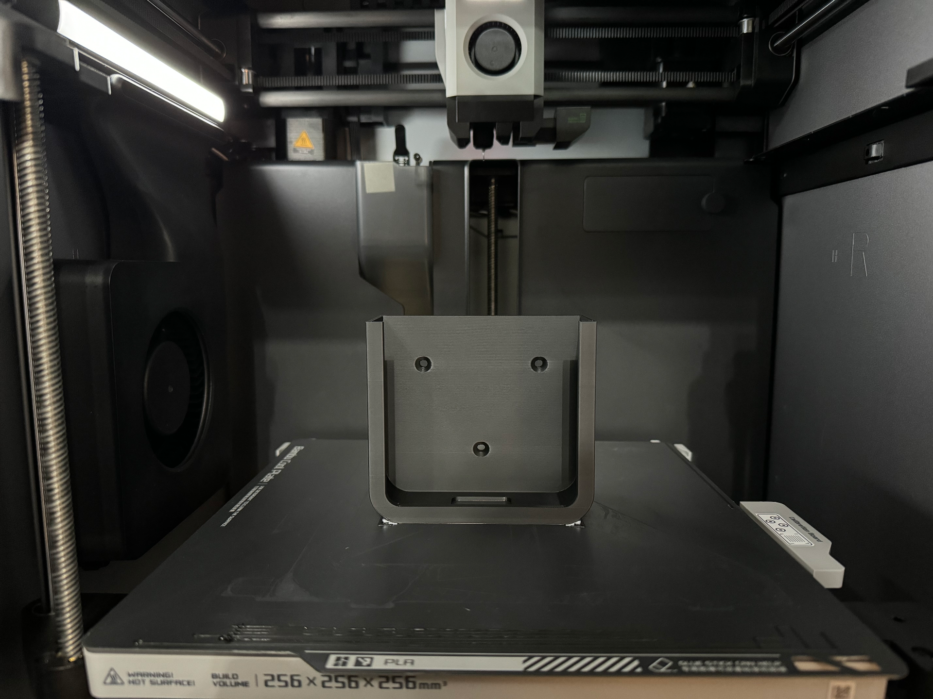 Ugreen Nexode 200W Wall/Desk Mount